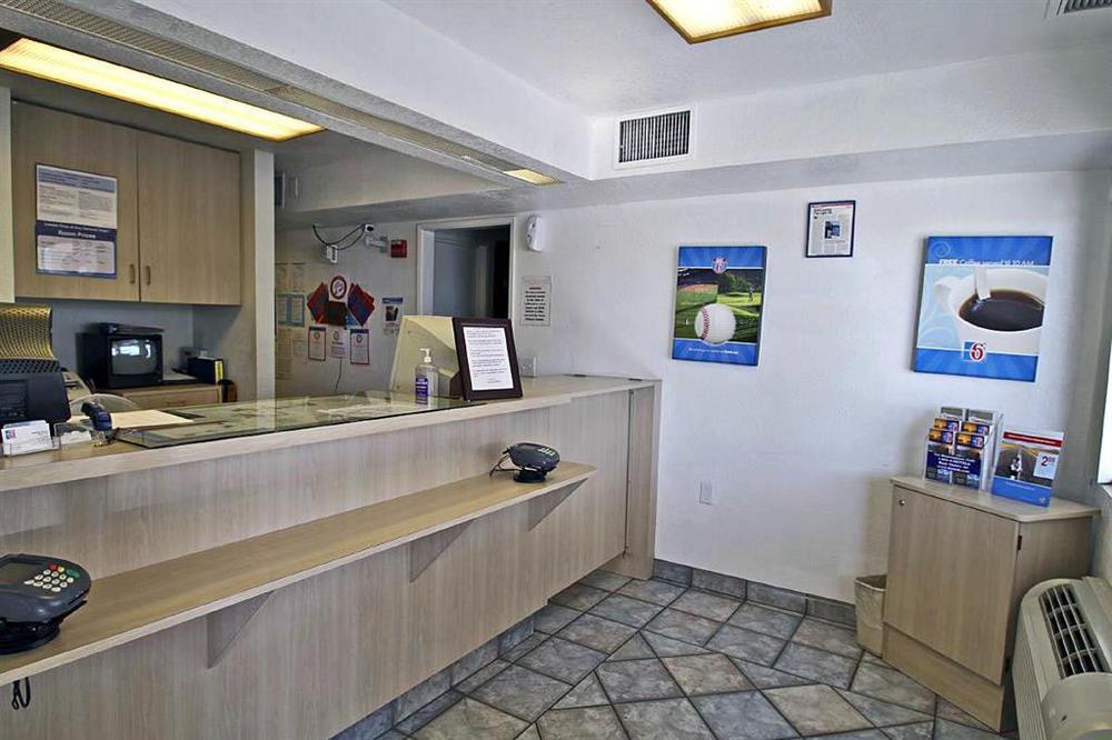 Motel 6-North Palm Springs, Ca - North Interior photo