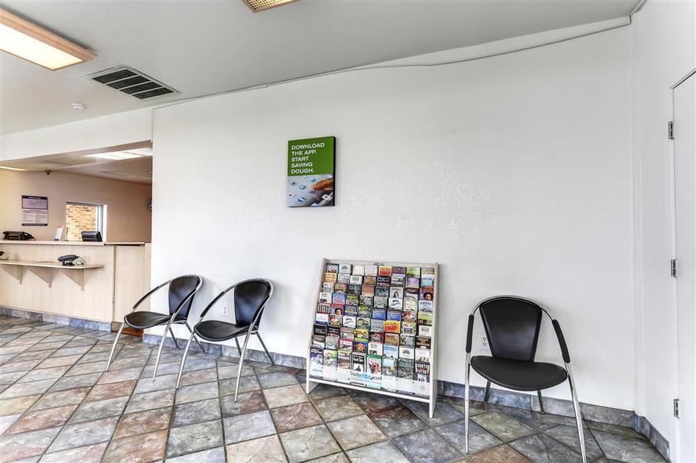 Motel 6-North Palm Springs, Ca - North Interior photo