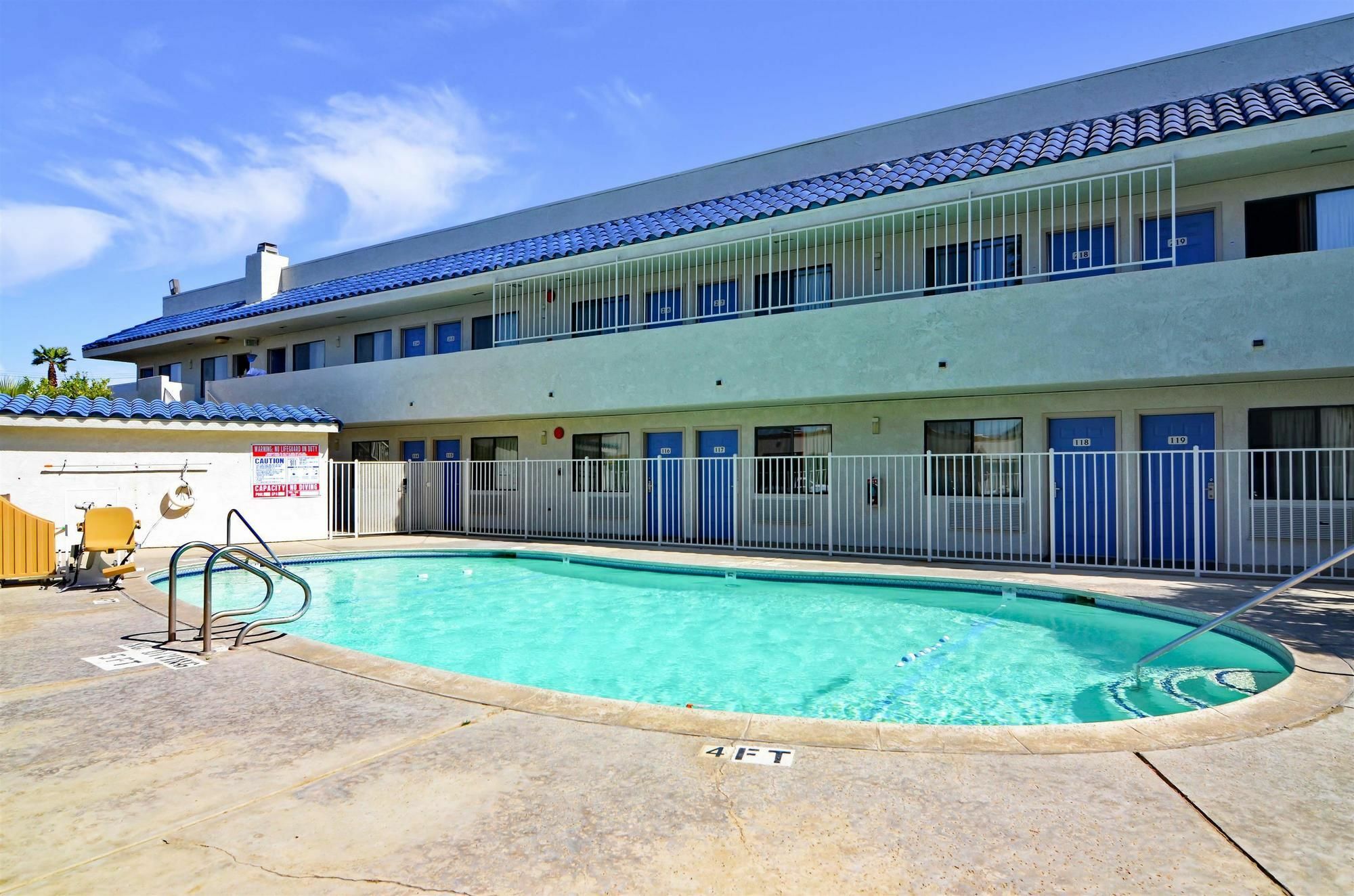 Motel 6-North Palm Springs, Ca - North Exterior photo
